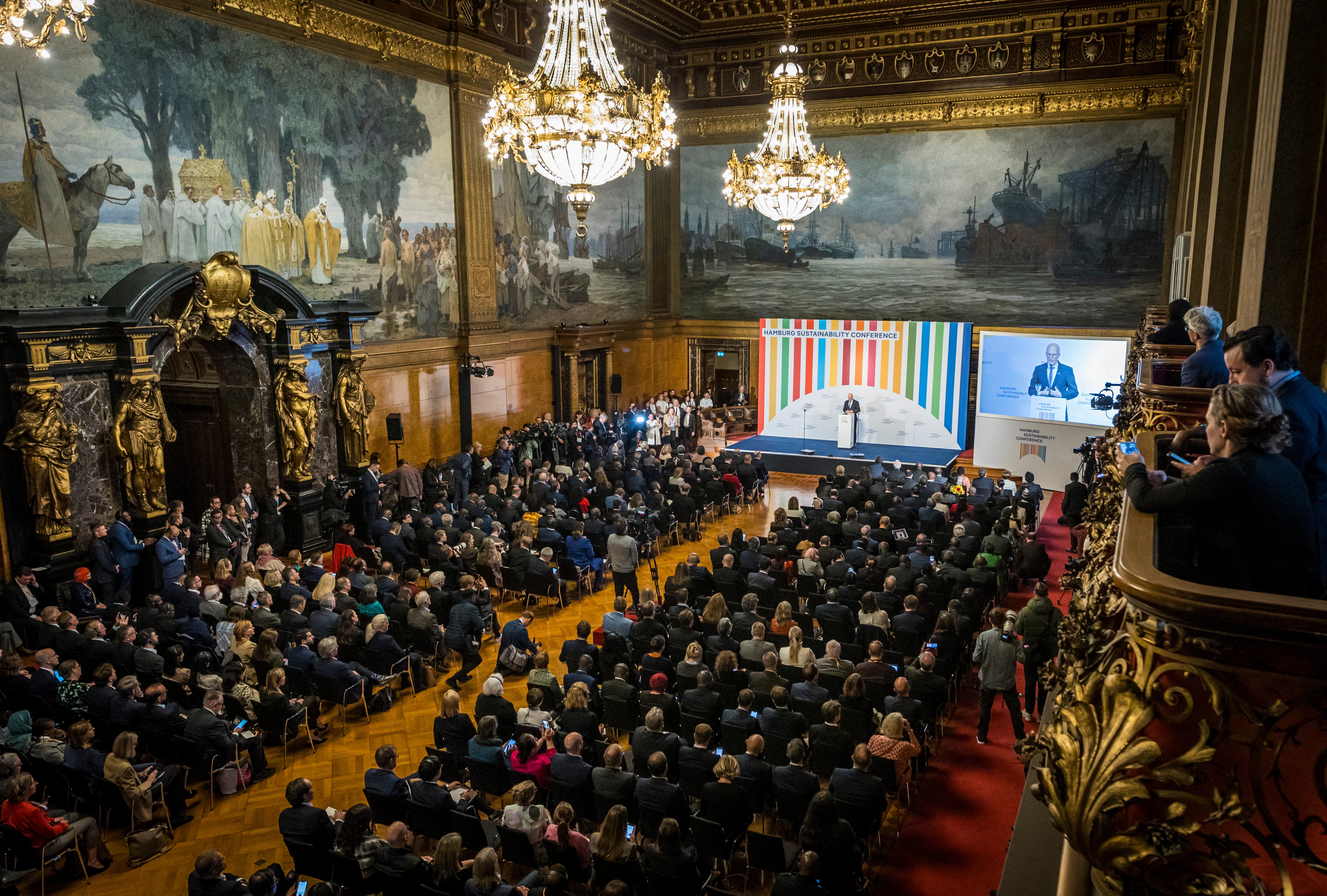 Peter Tschentscher, Mayor of the Free and Hanseatic City of Hamburg is giving a speech in the Hamburg Town Hall as part of the Hamburg Sustainability Conference. 'Photographed on behalf of the Hamburg Sustainability Conference'