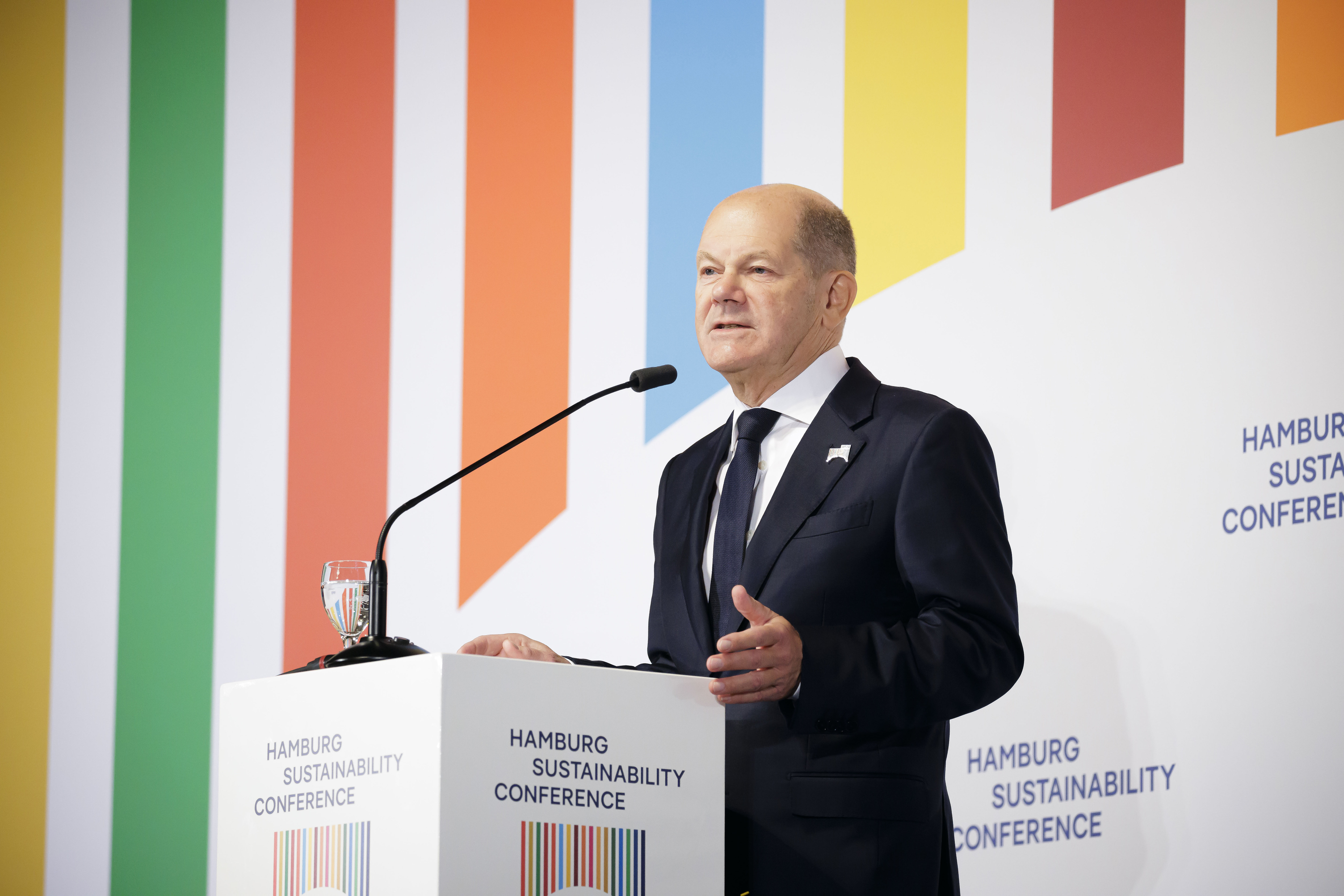 Olaf Scholz, German Chancellor, giving a speech at the Hamburg Sustainbility Conference.